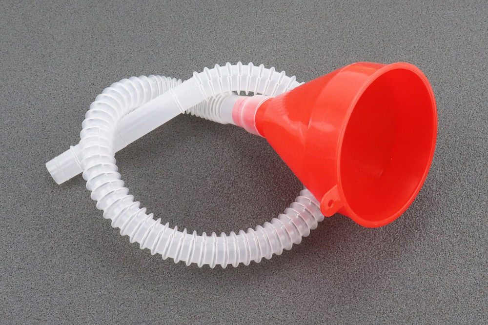 Лійка універсальна (з довгим гнучким шлангом) ЧЕРВОНИЙ Київ - фото 1