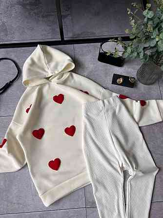 Жіночий теплий прогулянковий костюм-двійка з сердечками тринитка на флісі + ангора рубчик Молочний, 46/48 Одеса