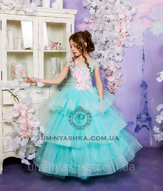 Пышное нарядное платье Катрин на 4-5, 6-7 лет Кривой Рог - изображение 1