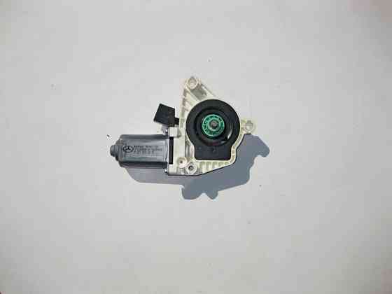 Mercedes-Benz  A2218203042 Моторчик заднього правого склопідйомника S-Class W221 Одеса