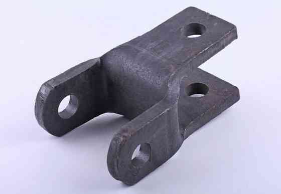 Тяга прицепного устройства нижняя ДонгФенг 240/244 Мукачево