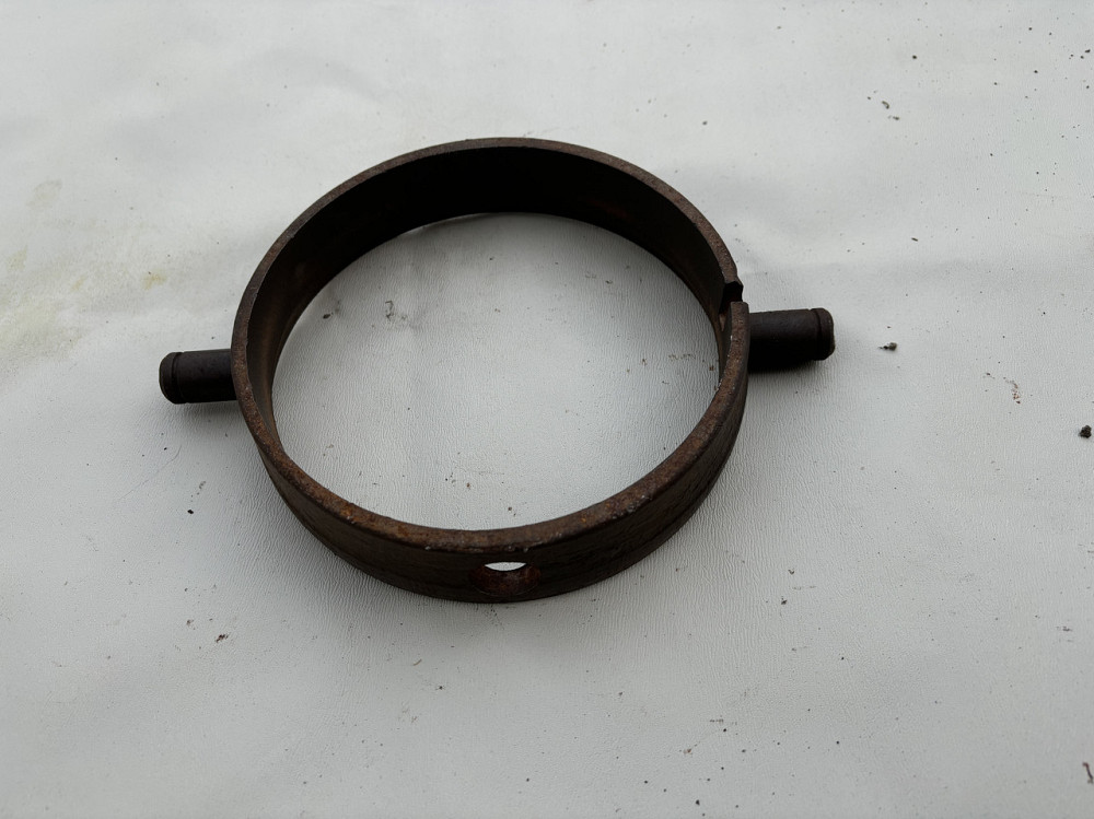 Обойма отводки заднего ведущего моста Т-74. 54.38.621. Харьков - изображение 1