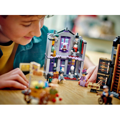 Конструктор LEGO Harry Potter Крамниці Олівандера й мантій від Мадам Малкін (76439) Вінниця - фото 5