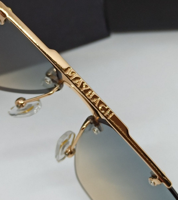 Брендовые очки унисекс линзы бежево синий градиент безоправные с золотом. Киев - изображение 3