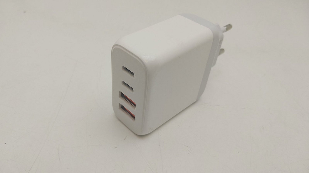 Адаптер живлення 2 в 1 Type C*2 + USB*2 20W OFS-630 (товар вживаний) Луцк - изображение 1