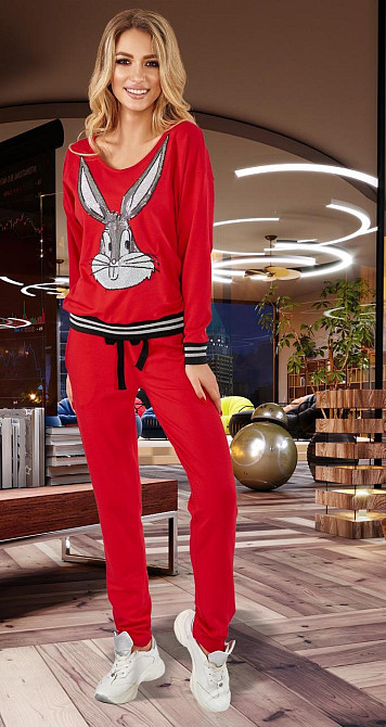 Червоний костюм з аплікацією (48) Київ - фото 3