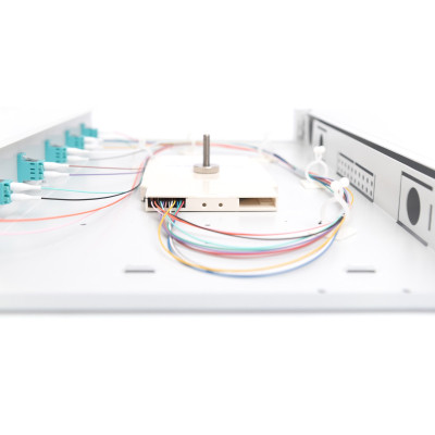 Патч-панель 1U 19&quot;, 6xLC duplex, incl, Splice Cass, OM3 Color Pigtails, Adapter Digitus (DN-96330/3) Вінниця - фото 4