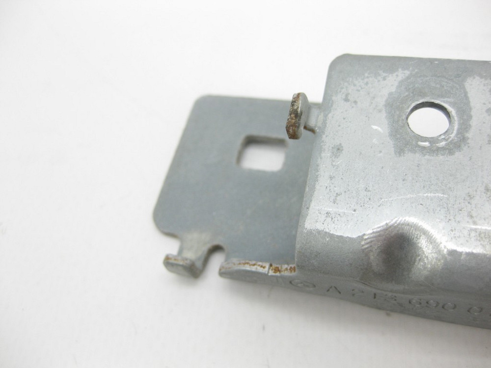 Mercedes-Benz  A2136900114 Кронштейн лівої обшивки стійки "A" E-Class W213 Одесса - изображение 3