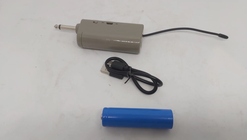 Вокальний ручний мікрофон UAF UH12 Вінниця - фото 5