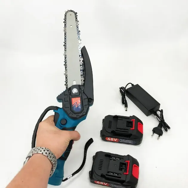 Акумуляторна ланцюгова пила DOMOTEC 6'' і 8'' з 2 шинами, 2 АКБ 48V, кейс, 550Вт Одеса - фото 4