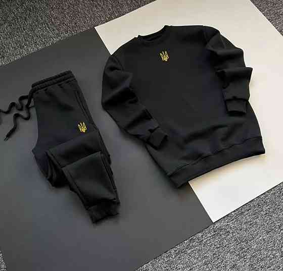 Чорний преміальний костюм з гербом України Черновцы