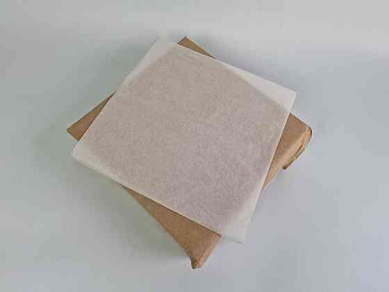 Упаковочная бумага жиронепроницаемая белая 300х300 мм 30 г\м2  5,4кг/уп. (1 пачка) Харьков