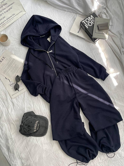 Женский прогулочный оверсайз костюм: кофта на молнии и штаны турецкая трехнить петля Темно-синий Одесса - изображение 1