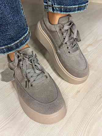 Кеды женские Hengji 536-10 замшевые на платформе с окантовкой бежевые, 39, 25 см Киев