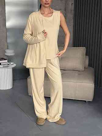 Женский повседневный костюм тройка из трикотажа Бежевий Одесса