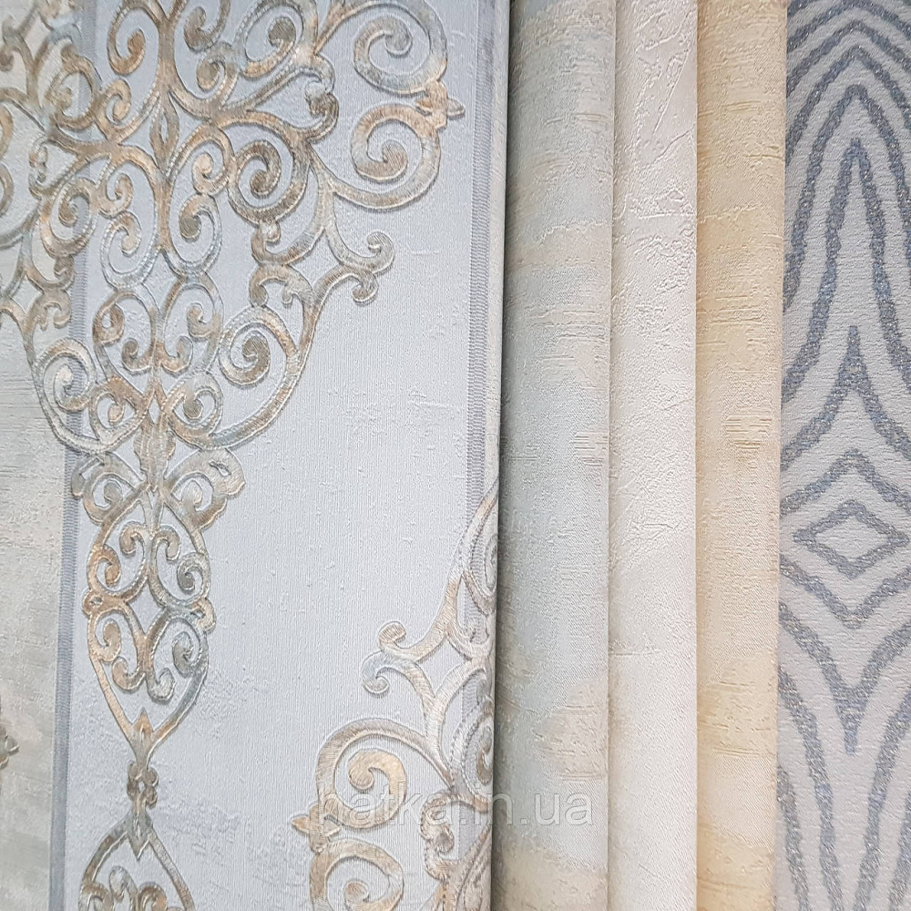 Шпалери метрові вінілові на флізелін 24 Carati Cristiana Masi вензель великий золотом на сіро блакитному Київ - фото 4