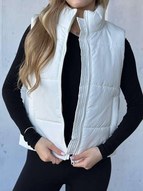 Жіноча тепла жилетка на блискавці плащівка емі на силіконі Білий, 46/48 Одеса - фото 9