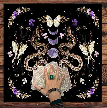 Вівтарна скатертина для карт Таро та Рун. Скатертина для ворожіння 75*75 см. Скатертина для таро зі змією та фазами Місяця Київ