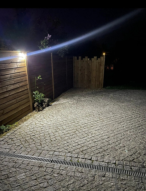 Солнечная лампа настенная с датчиком движения влагозащищенная аккумуляторная 13 на 9,5 см черный Киев - изображение 3