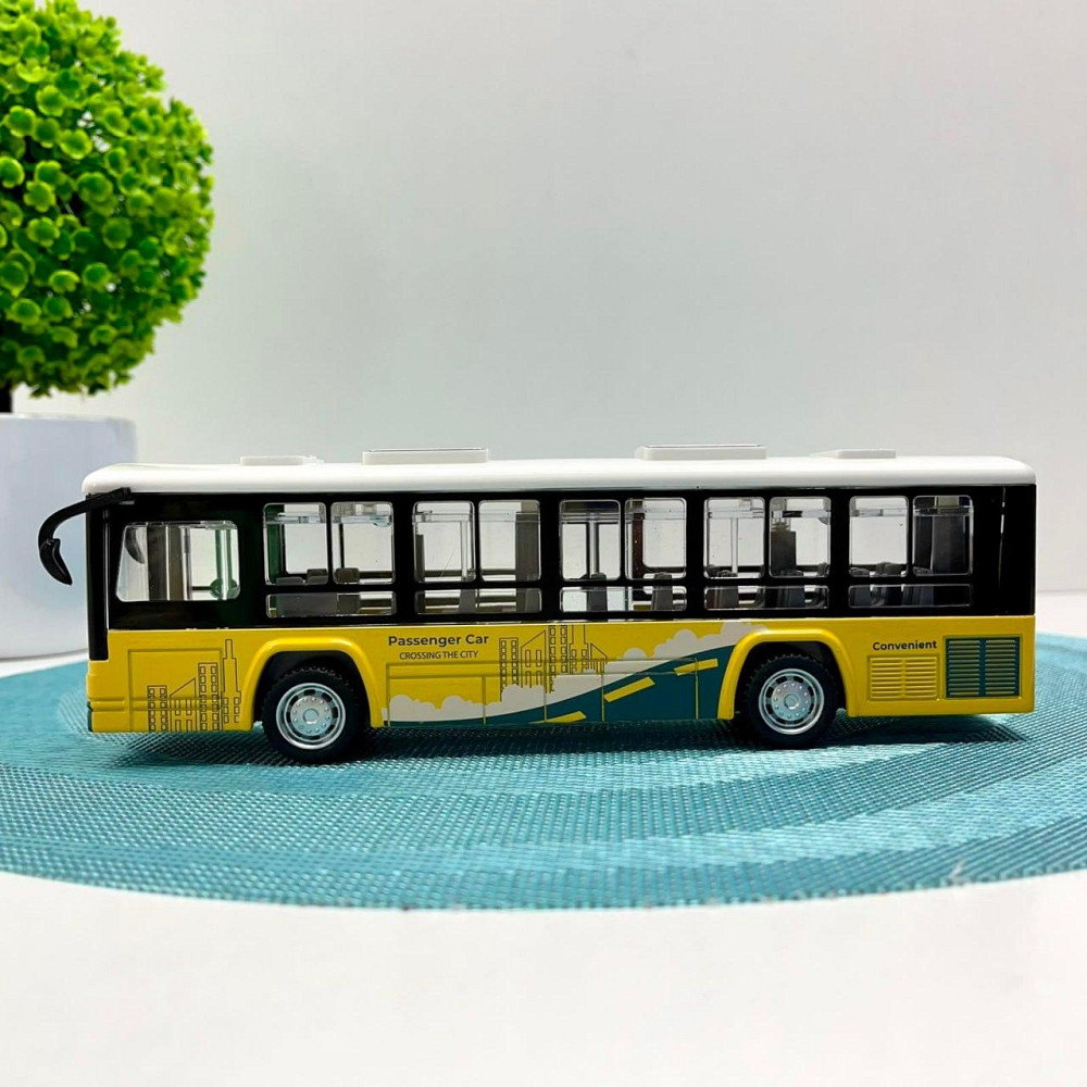 Автобус металевий з інерцією підсвічуванням та звуком відчиняються двері Жовтий (CLM-0771AC) Чернігів - фото 3