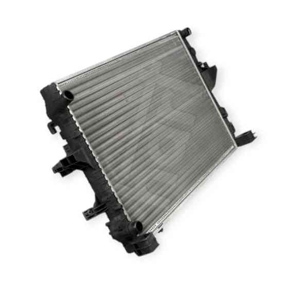 Радіатор охолодження двигуна автомобіль Фольцваген T5 2.5TDI 03- Мукачево