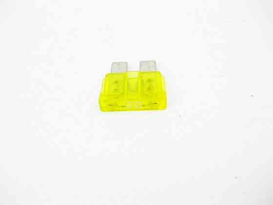 Mercedes-Benz  N000000004206 Запобіжник C-20A-S 20A жовтий CLS C219 E-class W211 ML W164 R-class short W251 GLC X253 C-class W203 CLK Coupe C209 CL C2 Одеса