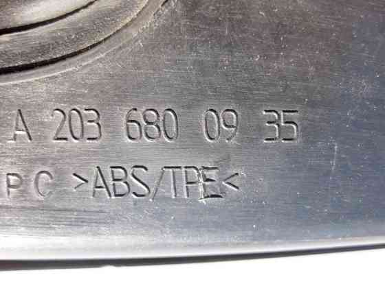 Mercedes-Benz  A2036800935 9051 Накладка чорна заднього лівого дверного отвору з хромом C-Class W203 Одеса