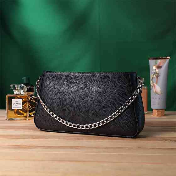 Жіноча сумка багет з ланцюжком і ремінцем що знімається з зернистої натуральної шкіри Чорна (SHVIGEL) Київ