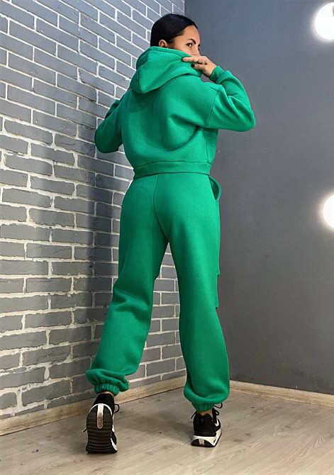 Костюм женский Quzen 478-480 короткое худи с капюшоном и брюки джоггеры на резинке флис зеленый, зеленый, M Киев - изображение 2