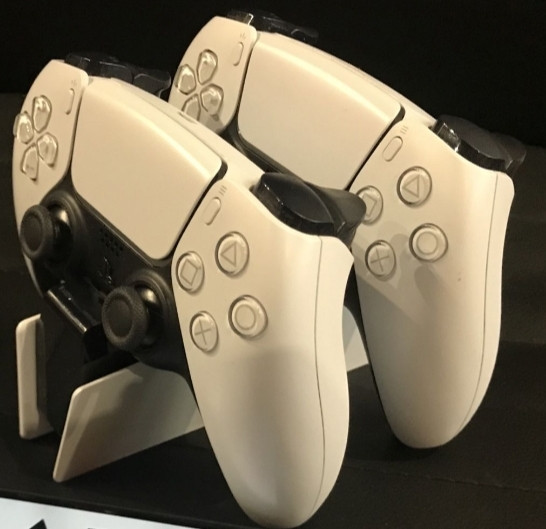 Нова Sony PlayStation 5/825Gb.Blu-ray/Digital Харків - фото 2