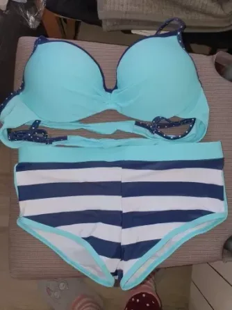 Роздільний жіночий купальник у смужку з шортами S різнобарвний Київ