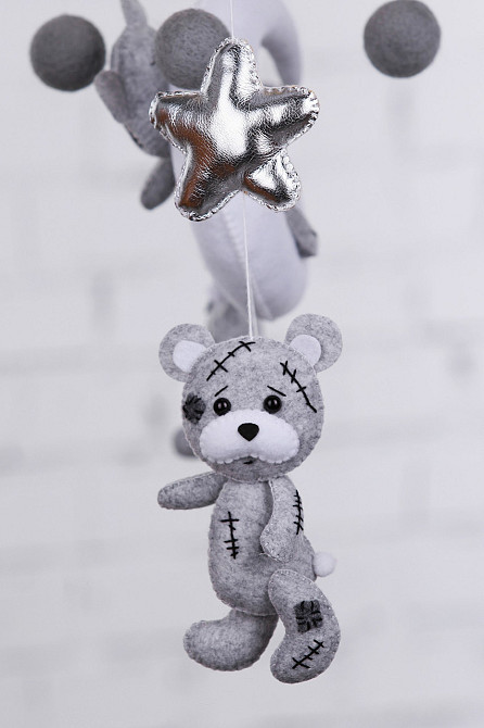 Дитячий мобіль на ліжечко для немовлят WooolyWool «Тедді на місяці» Київ - фото 3