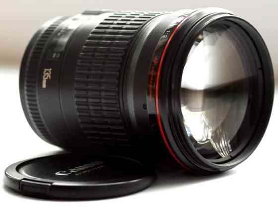 Обʼєктив Canon EF 135mm f/2.0L USM Харків