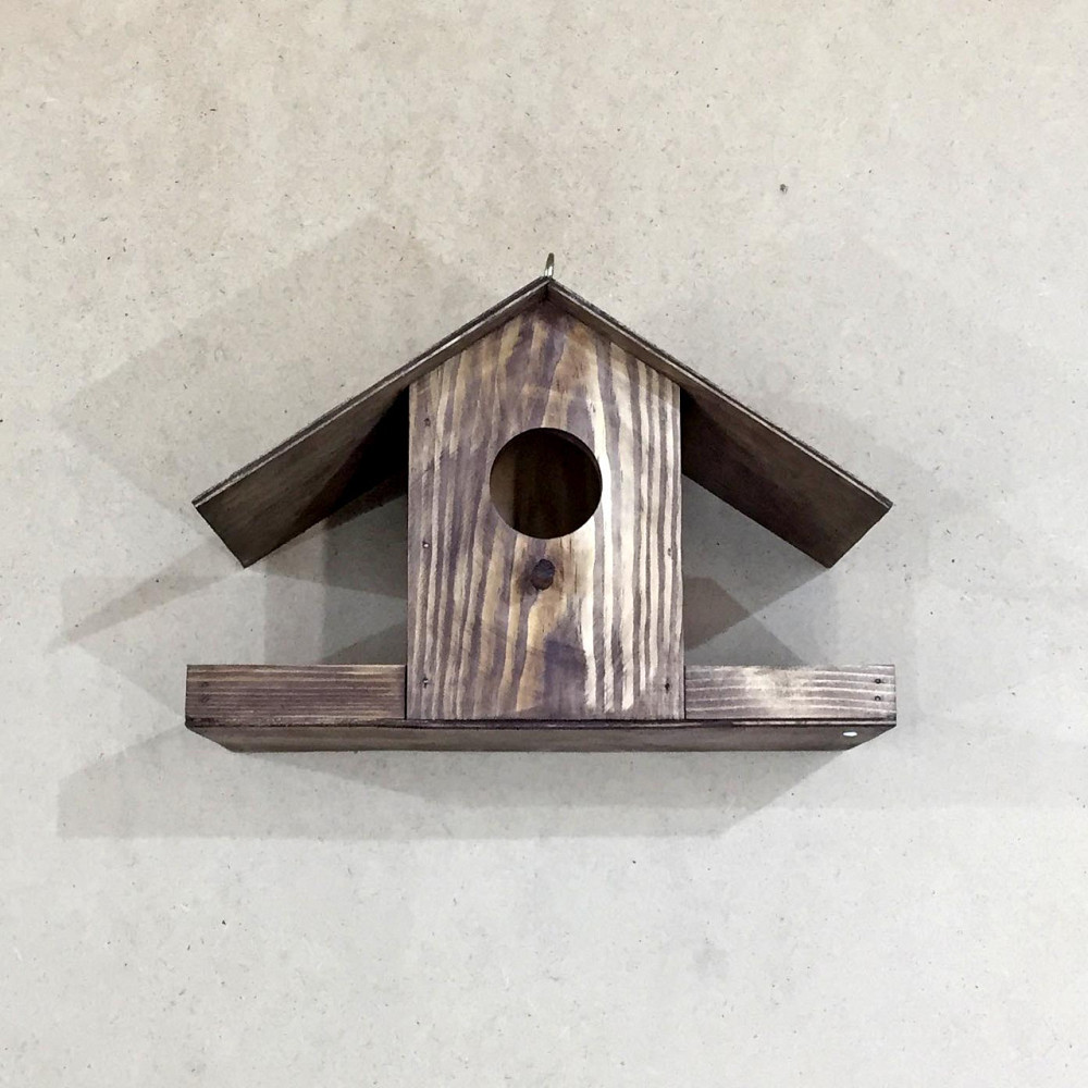 Кормушка со скворечником 