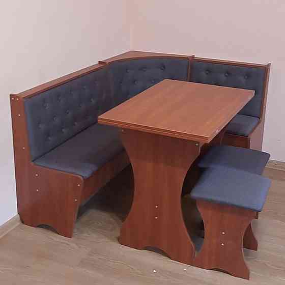 Уголок Семейный со столом и 2 табурета 114х154 см Ткань / Яблоня Львов