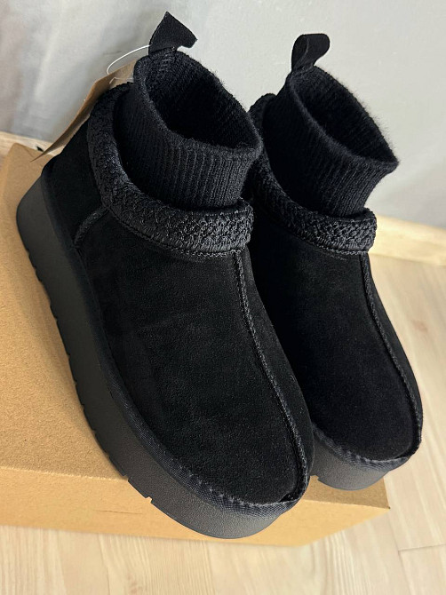 Уггі жіночі Hengji 90-1 з носком і вишивкою натуральна замша чорні, 41, 26 см Київ - фото 4