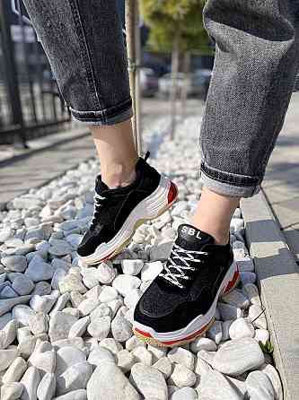 No brend Кросівки жіночі H1020 чорні (весна-осінь, еко-замша) (1576) лише 36р. Коломия