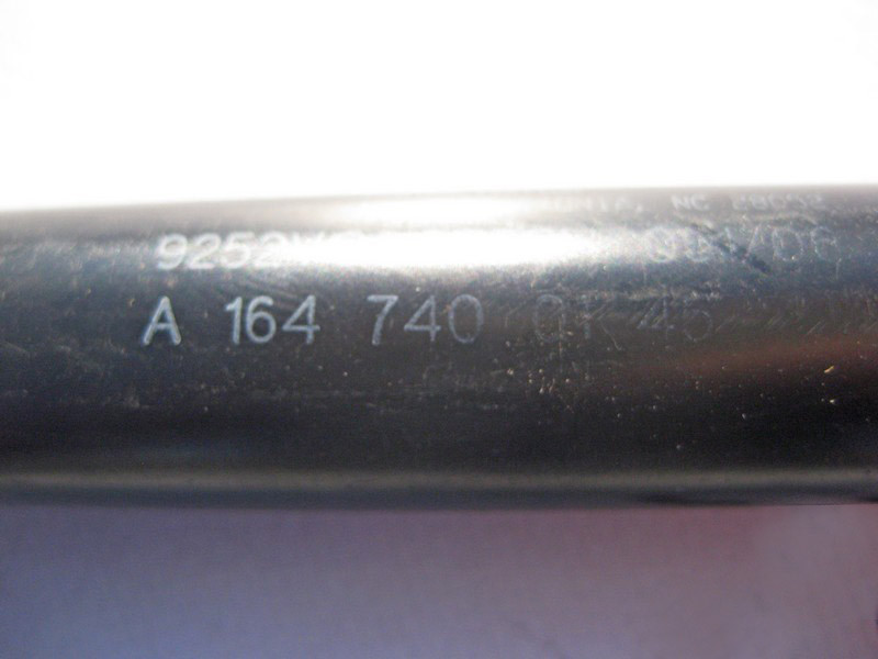 Mercedes-Benz  A1647400145 Лівий газовий упор кришки багажника ML W164 Одеса - фото 3