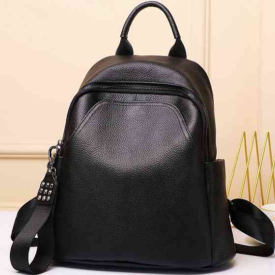 Женский кожаный рюкзак городского типа 23х30х13, сумка на спину под мат, черная Киев