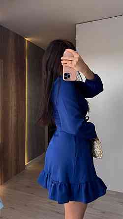 Женское романтическое платье на запах костюмка Синий Одесса