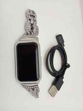 Смарт годинник жіночий G301 Silver (товар вживаний) Луцк