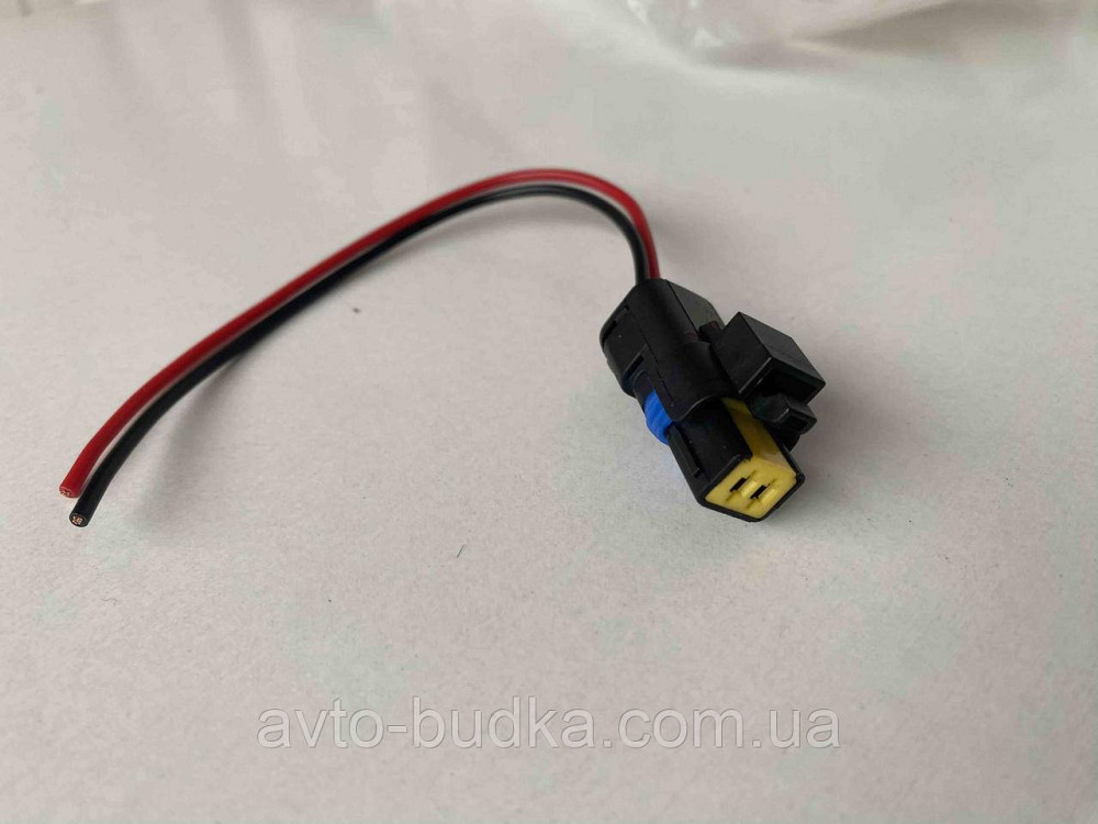 Фішка ( роз'єм)  підсвітки номерів для PEUGEOT  EXSPERT,PEUGEOT PARTNER (2008-2016 років) Київ - фото 1