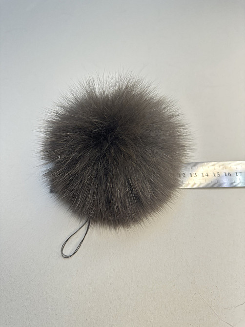 Помпони бубони хутряні песцеві на шапку 10-12см Коричневий Харків - фото 9