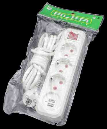 Удлинитель RLFR с заземлением 3 гнезда 3 метра + USB Днепр