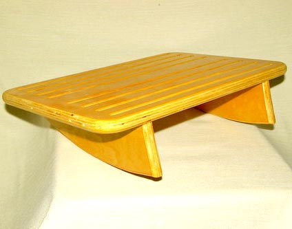 Підставка для ніг "Піата" каррі Миколаїв - фото 1