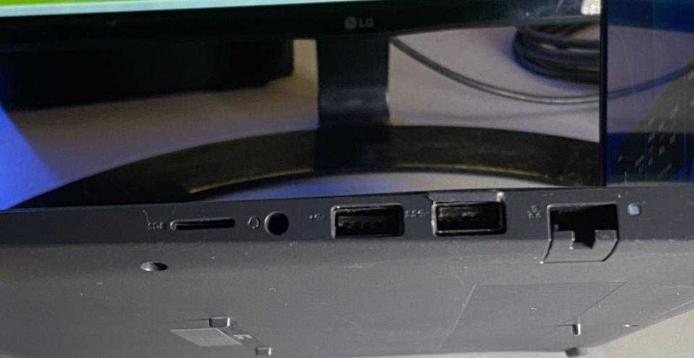 Ноутбук DELL 15