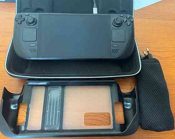 Портативна ігрова консоль Valve Steam Deck OLED 1TB SSD. Харьков