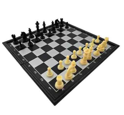 Шахи настільні Київ
