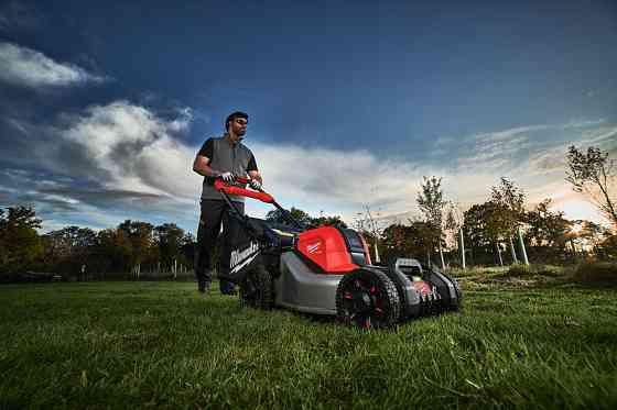 Газонокосарка акумуляторна безщіткова самохідна 46см M18 F2LM46-0 MILWAUKEE Одеса