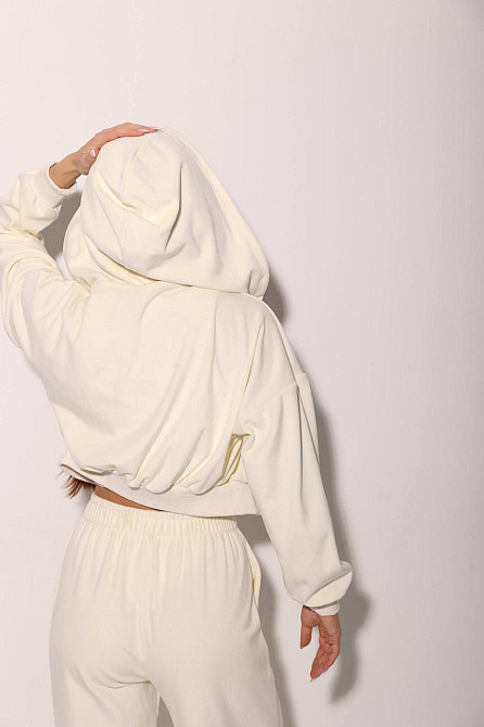 Жіночий прогулянковий костюм-двійка: кофта на блискавці та штани велюр Молочний, 48/52 Одеса - фото 8